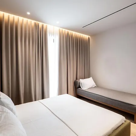 Ξενοδοχείο Dian Boutique 4*